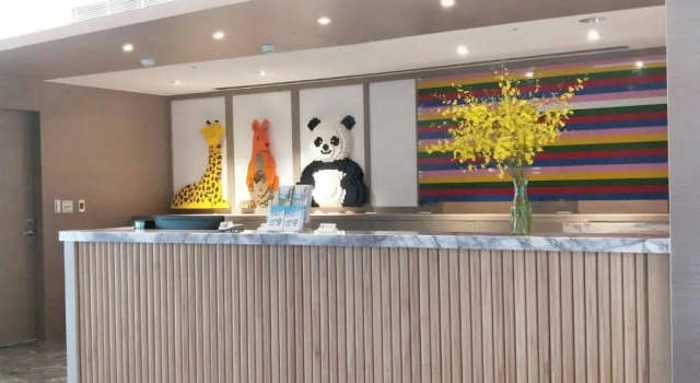 Четырёхместный номер Deluxe The Brick Hotel