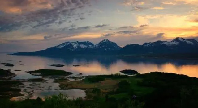 Senja Fjordhotell and Apartments, Забронировать Апартаменты/квартира Отели Стонгланнет с парковкой, Парковка