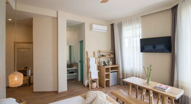 Sanders Bohemian - Darling Studio w Balcony, Забронировать Отель Афины Острова Саронического залива - Аттика, рядом с Холм Филопаппос