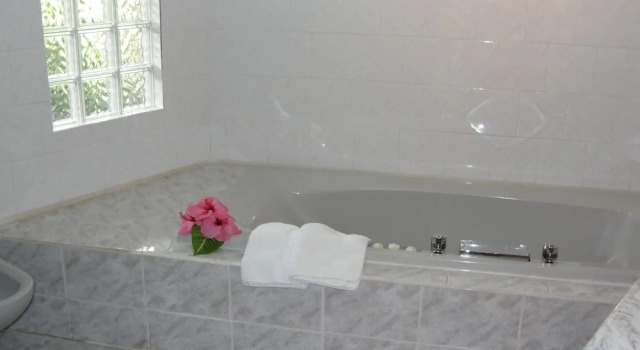 Люкс с балконом Iorana Isla de Pascua Hotel
