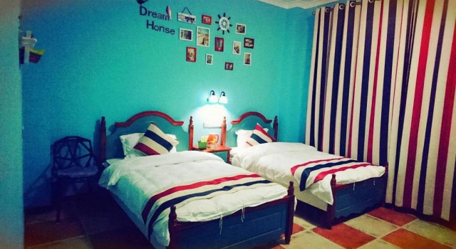 Yinghuochong Hotel, Rezerwuj Hotel Hotele w Shaoguan z parkingiem, Parking