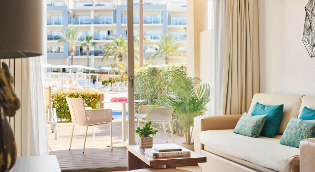 Люкс Swim Up c 1 комнатой Zafiro Palace Alcudia