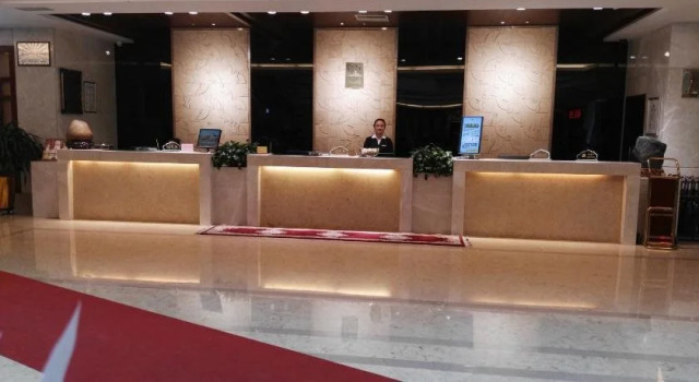 Wuyang Holiday Hotel, Prenota Hotel Hutubi Xinjiang