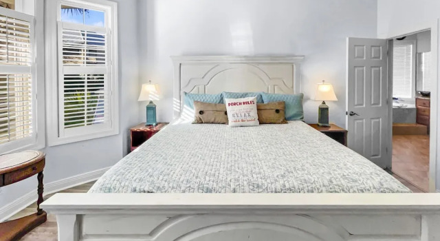 Коттедж Key Lime Pie 6 Bedroom Home by RedAwning