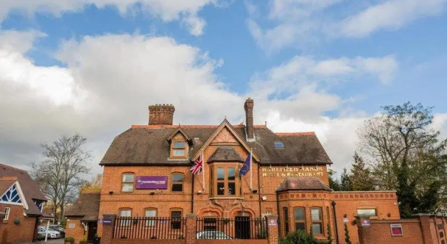 Номер Standard Harefield Manor Hotel