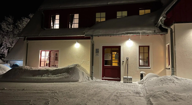 Zur Bergwiese 5 Sterne Appartementhaus, Buchen Sie Ferienwohnung Fürstenau Sachsen