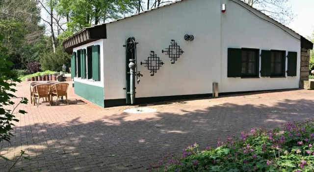 Апартаменты Ferienwohnung Fischerhütte Xanten
