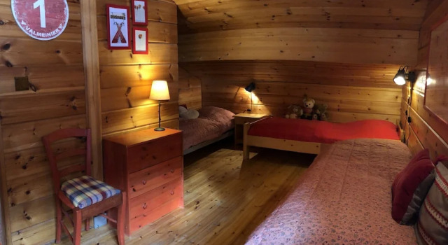 Quaint Holiday Home in Valfrejus with Garden, Prenota Hotel Hotel a Alvernia con parcheggio, Parcheggio