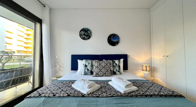 Praia DA Rocha Twins 2 With Pool, Rezerwuj Apartament Hotele w Algarve z parkingiem, Parking