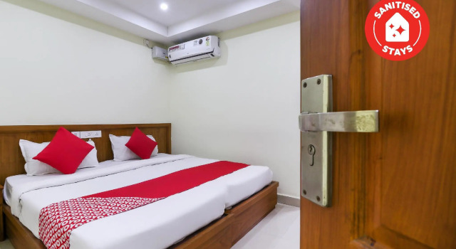 OYO 27738 Ghala Residency Inn, Забронировать Отель Отели штата Кералы с завтраком, Завтраки
