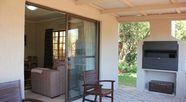 Wild Dog Guest Lodge, Prenota Affittacamere Hotel a Limpopo con piscina, Piscina