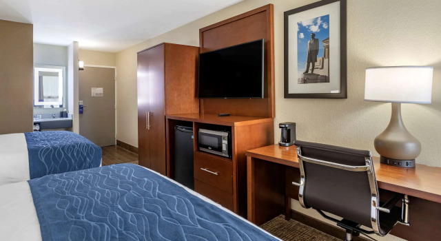 Четырёхместный номер Standard Comfort Inn Nashville - Opryland Area