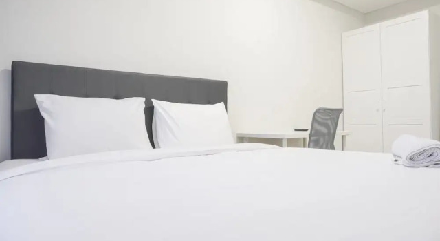 Апартаменты Fancy And Comfort 1Br At Gold Coast Apartment