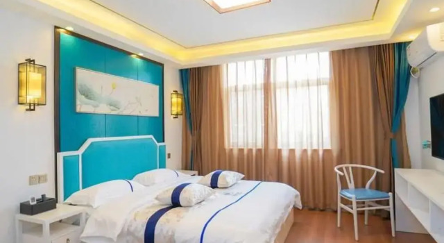 Семейный номер Standard Floral Hotel Haipai Garden Villa