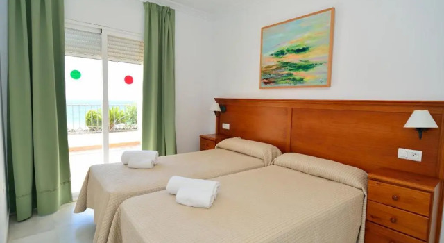 Апартаменты с 2 комнатами с видом на море Apartamentos HC Burriana Playa