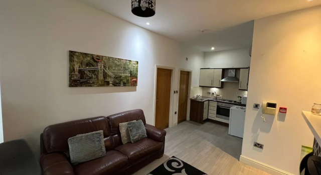 Immaculate 1-bed Apartment in Birmingham, Забронировать Апартаменты/квартира Отели Бирмингема с парковкой, рядом с Royal Birmingham Society of Artists, Парковка