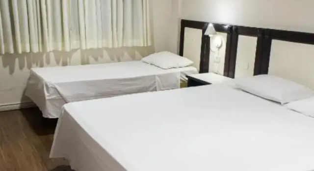Номер Standard Master Express Alberto Bins - 200 metros do Hospital Santa Casa