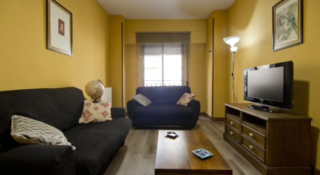 MLR Apartamentos Puerta de Toledo, Забронировать Апартаменты/квартира Толедо Мадрид, рядом с Los Caños del Peral