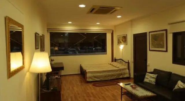 Nicosia Luxury Studio