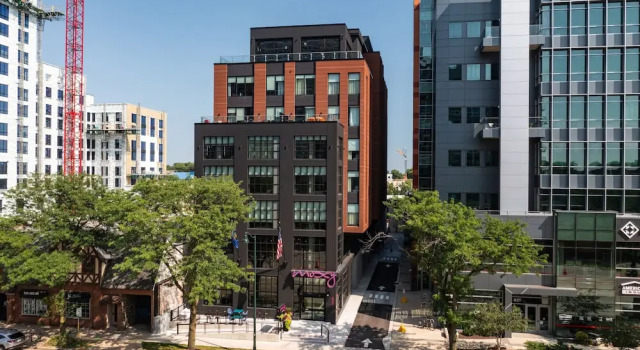 Moxy Madison Downtown, Prenota Hotel Hotel 3 stelle a Madison, 3*