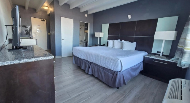Beach House Inn