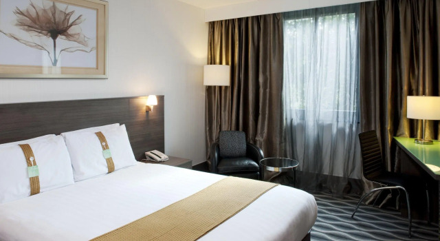 Двухместный номер Standard Crowne Plaza London - Kingston by IHG