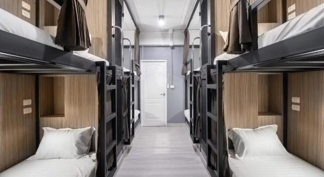 Кровать в общем номере OYO 726 Sookjai Cafe and Hostel