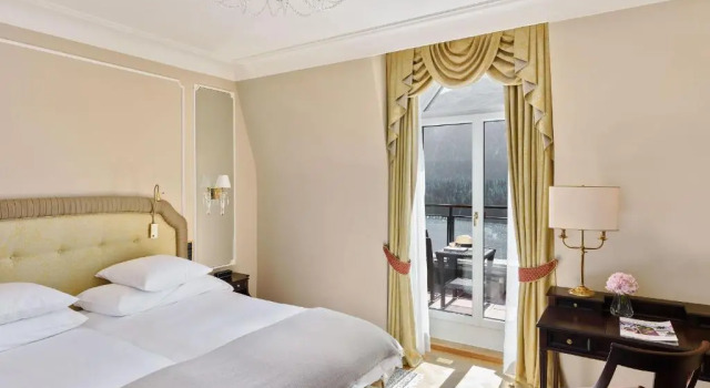 Двухместный номер Deluxe с видом на озеро Badrutts Palace Hotel St Moritz