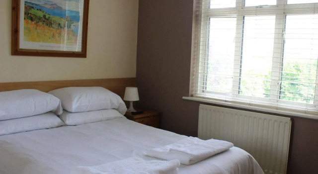 Willow Guest House, Забронировать Гостевой дом Отели Middlesex с парковкой, Парковка