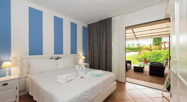Bertoletta Village Apartments, Prenota Appartamento Hotel a Veneto con piscina, Piscina