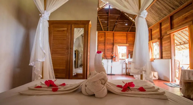 Deluxe Bungalow Hotel le Lagon