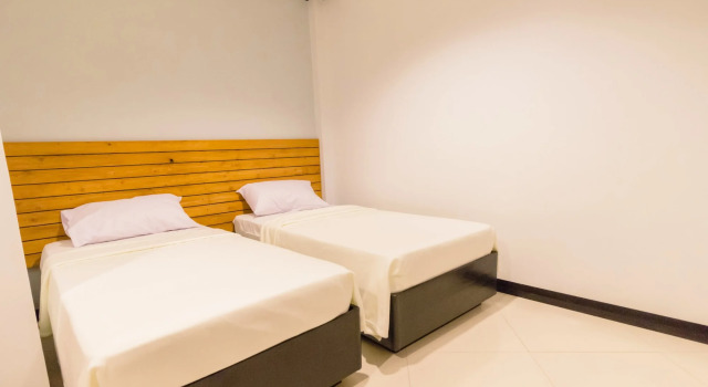 Mahogany Tourist Inn, Reserva ahora Hotel Bacolod Negros Occidental