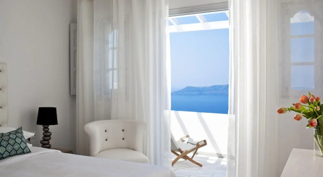 Полулюкс с балконом Belvedere Suites