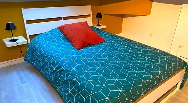 B&B Insolite entre Lyon et aéroport, Prenota Bed & breakfast Pusignan Alvernia