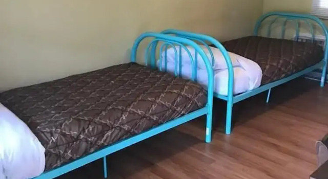 Семейный люкс с видом на горы Hillside Motel