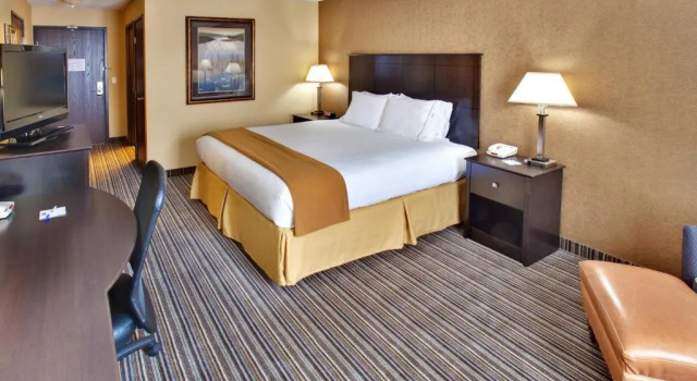 Run of House Holiday Inn Express Hotel & Suites Council Bluffs - Convention Center Area by IHG
