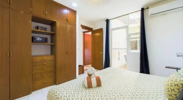 Апартаменты с 2 комнатами Stylish 2BR Retreat With Private Patio