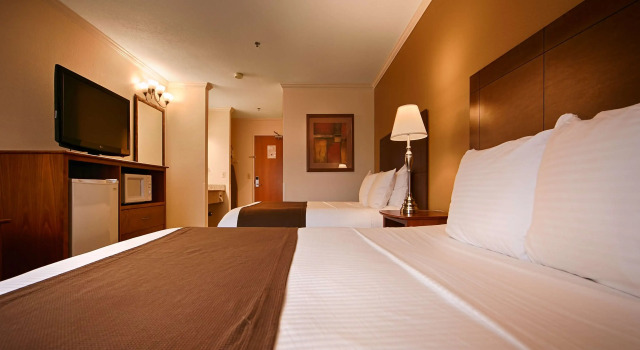 Четырёхместный номер Standard Best Western Tumwater-Olympia Inn