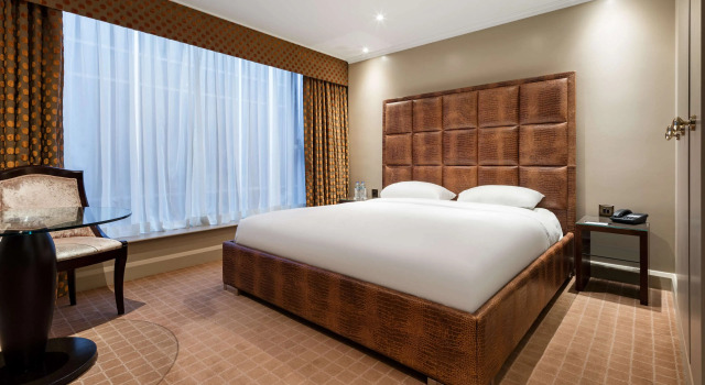 Полулюкс Radisson Blu Hotel, London Heathrow