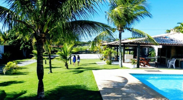 Linda casa a 150 mts da Praia Ferradura, Забронировать Отель Отели штата Рио-де-Жанейро 3 звезды, 3*