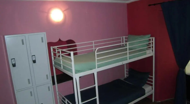 Кровать в общем номере (женский номер) Hostel The White Butterfly