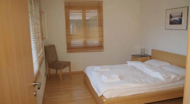 Ferienwohnung Schützenrain, Varaa Huoneisto Hotellit Bern pysäköinnillä, Pysäköinti