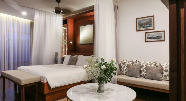 Номер Deluxe с балконом Amanjaya Pancam Phnom Penh