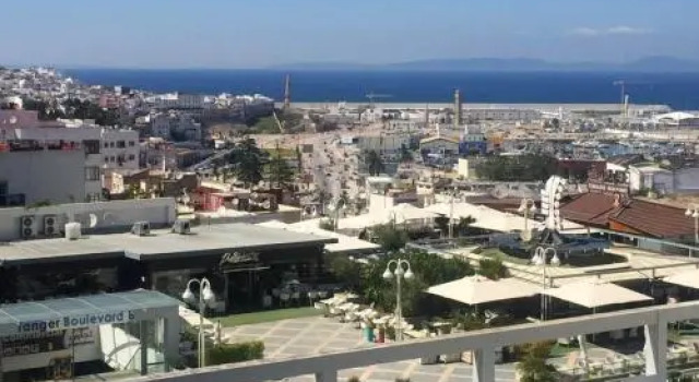 Apartment Boulevard Mohamed V, Rezerwuj Apartament Hotele w Tanger-Tetouan z parkingiem, Parking