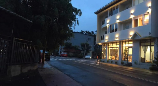 Sun Moon Lake Yue Retreat, Prenota Hotel Hotel a Nantou County con parcheggio, Parcheggio