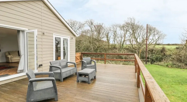 Коттедж Nant Y Felin Lodge