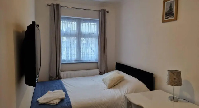 Captivating 2-bed Apartment in Ilford, Varaa Huoneisto Asunnot kohteessa Merseyside, Huoneisto