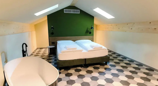 Люкс Seven Town House Boutique Hotel