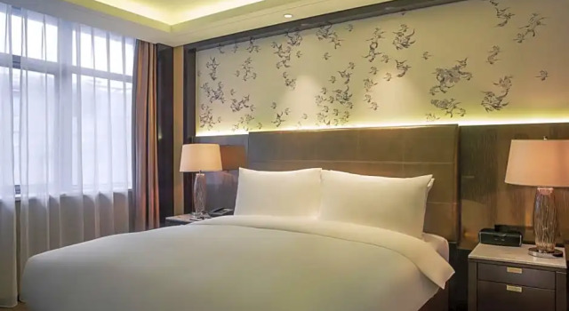 Номер Deluxe Отель Beijing Oriental Mao (Nanluogu Lane Beixinqiao Subway Station)