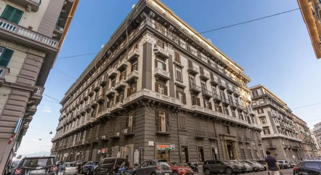 La Corte di Partenope